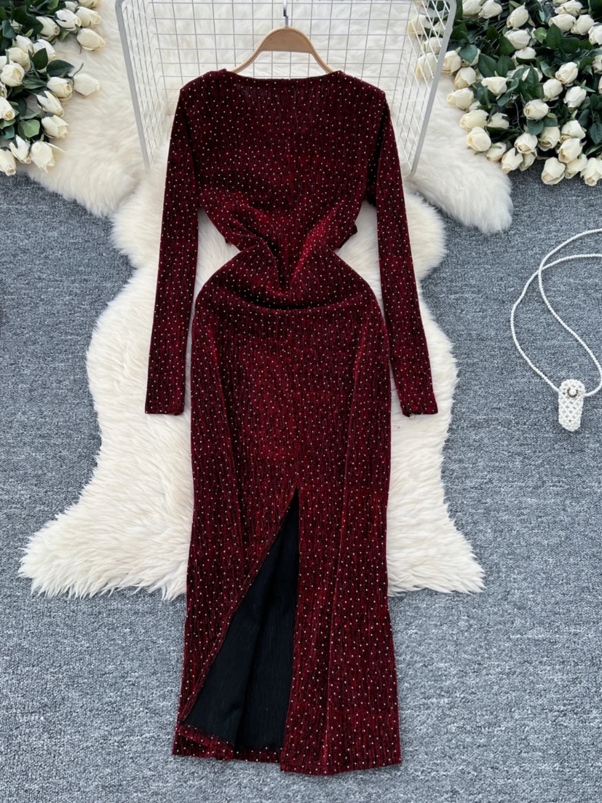 Autumn Women Fashion 2024 New Black Red Diamonds Elegant V Neck Long Sleeve Slim Evening Party Dress Gold Hollow Out Dress Robe