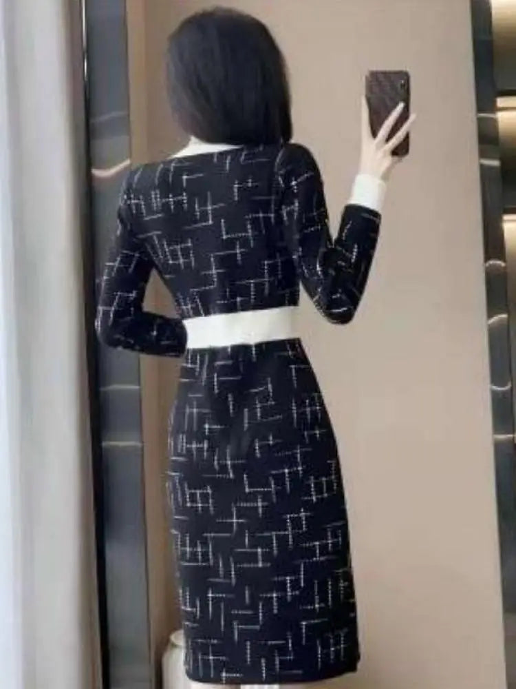Autumn Winter Black Patchwork High Wais Round Neck Knit Dress French Women's Long Sleeved Office Slim Single Breasted Midi Dress