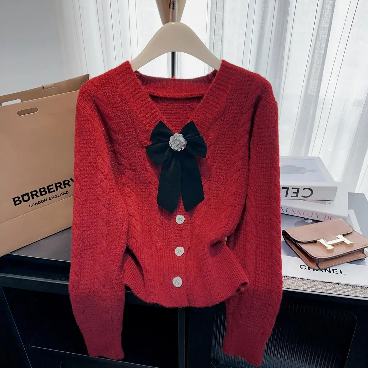 Autumn Winter French Solid Elegant V Neck Bow Single Breasted Short Sweater Women New Long Sleeved Slim Knitted Tops 2024 Trendy