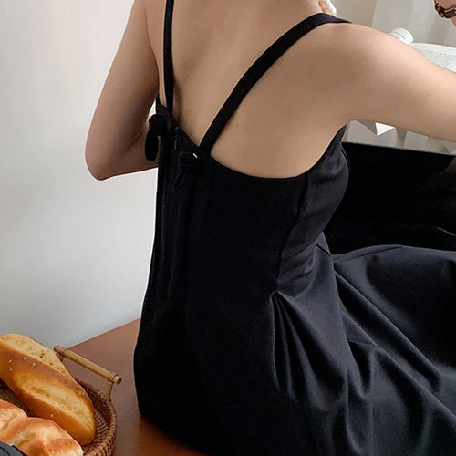 Load image into Gallery viewer, French Style Black Strapless Women Dresses Summer Solid Color Slim Waist Backless Simple Female Dress Fashion Office Lady
