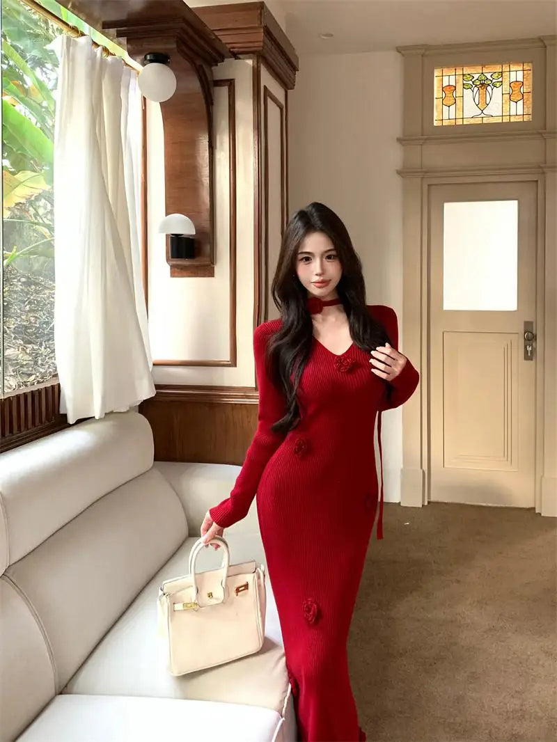 New Solid Flower Decorate V Neck Long Sleeve Knitted Dress Autumn Winter French Fashion Slim Long Sleeves Elegant Wrap Hip Dress