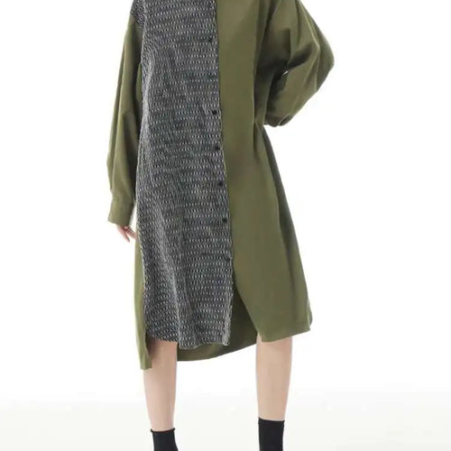 Load image into Gallery viewer, Women Black Color-block Big Size Midi Shirt Dress New Lapel Long Sleeve Loose Fit Fashion Tide Spring Autumn 2025 1DH2095
