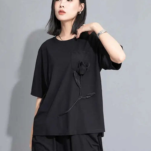Load image into Gallery viewer, Women Black Flower Spliced Big Size Casual T-shirt New Round Neck Short Sleeve Fashion Tide Spring Summer 2025 1DH9832
