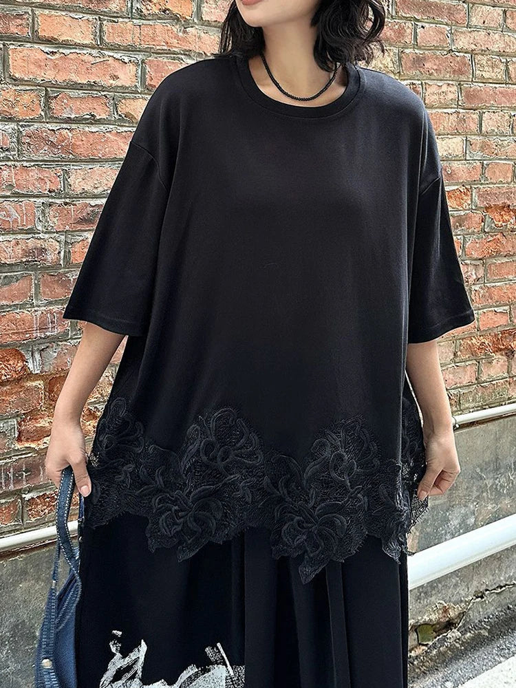 Women Black Hem Lace Spliced Big Size Casual T-shirt New Round Neck Half Sleeve Fashion Tide Spring Summer 2025 1DJ0895