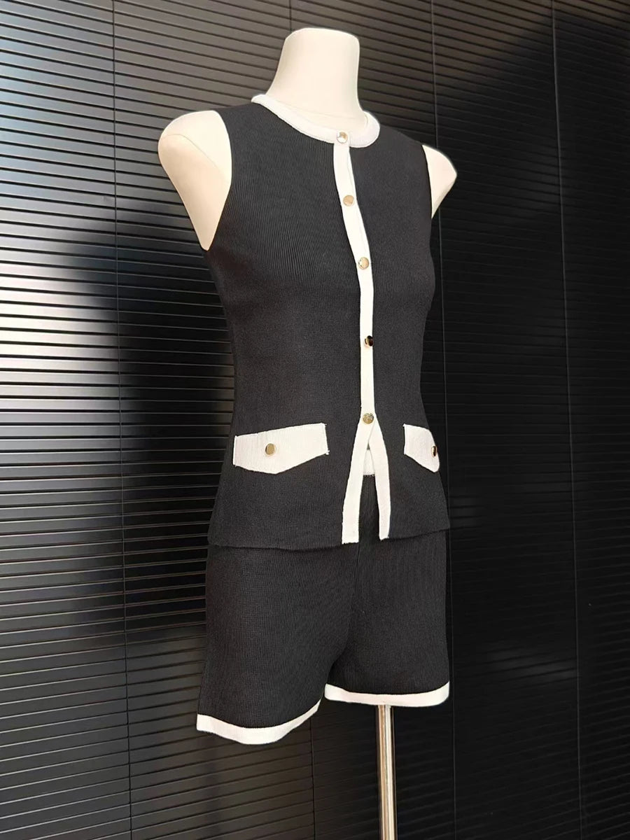 Hit Color Two Piece Set For Women O Neck Sleeveless Top High Waist Slimming Shorts Sets Female Fashion Style New