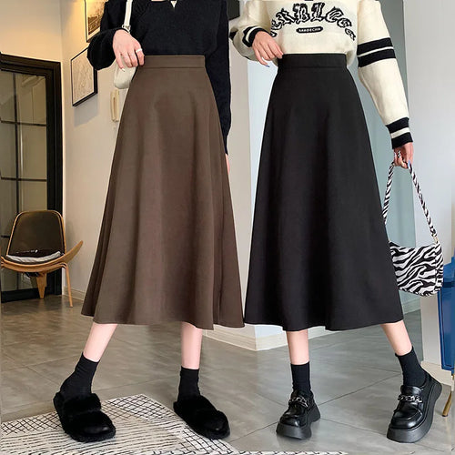 Load image into Gallery viewer, Korean Version Women's Black Temperament Vacation Woolen Long Skirt Autumn Winter Brown High Waist Pleated Skirts Fashion Simple
