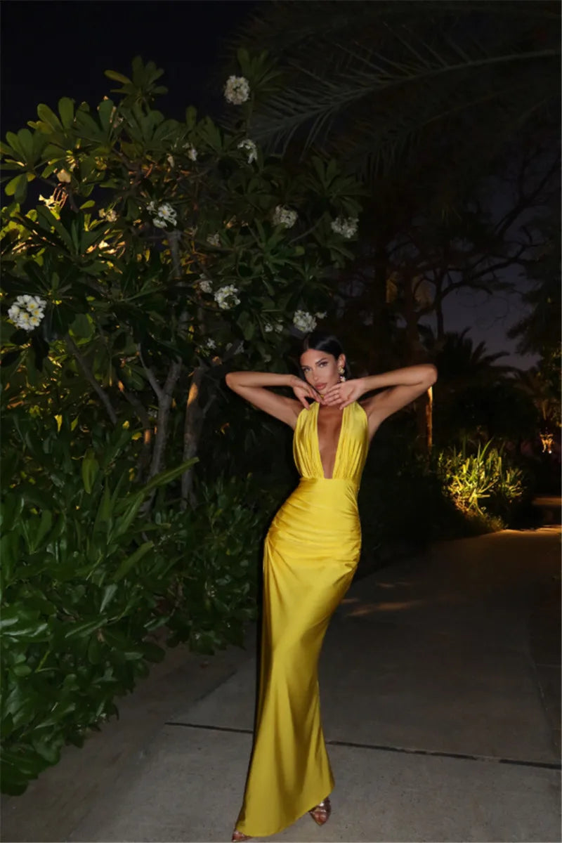 Halter Deep V Neck Backless Sexy Maxi Dress For Women Fashion Solid Sleeveless Bodycon Club Party Evening Long Dress