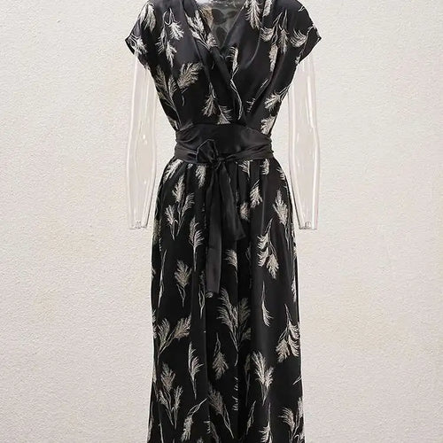 Load image into Gallery viewer, Women Beige Striped Printed Belted Elegant Midi Dress New V-Neck Sleeveless Fashion Tide Spring Summer 2025 CPG1504
