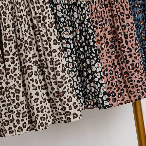Load image into Gallery viewer, Woman Elegant Pleated Skirt 2023 Summer New Vintage Leopard Print Slim Versatile High Waist Female A-line Skirts Korean Fashion
