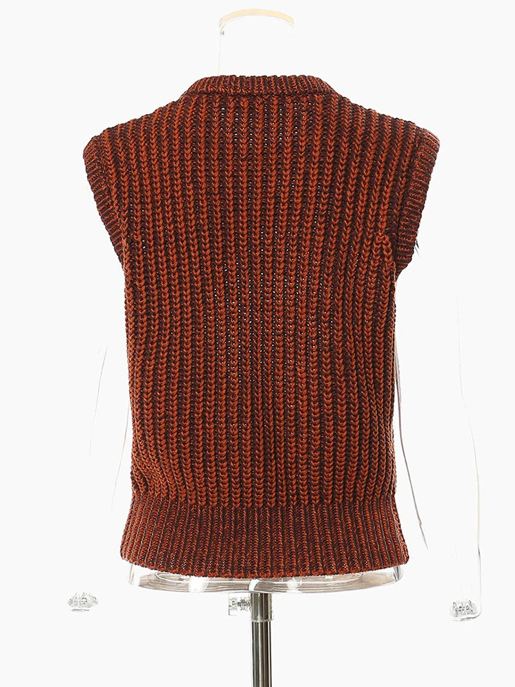 Metal Chain Knitting Sweater Loose Fit Round Neck Sleeveless Women Pullovers New Fashion Tide Autumn Winter 2025 1DF2067