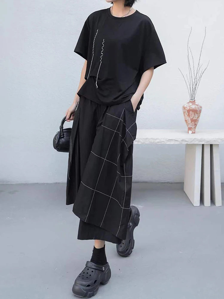 Women Black Topstitched Irregular Big Size T-shirt New Round Neck Short Sleeve Fashion Tide Spring Summer 2025 1DJ0944