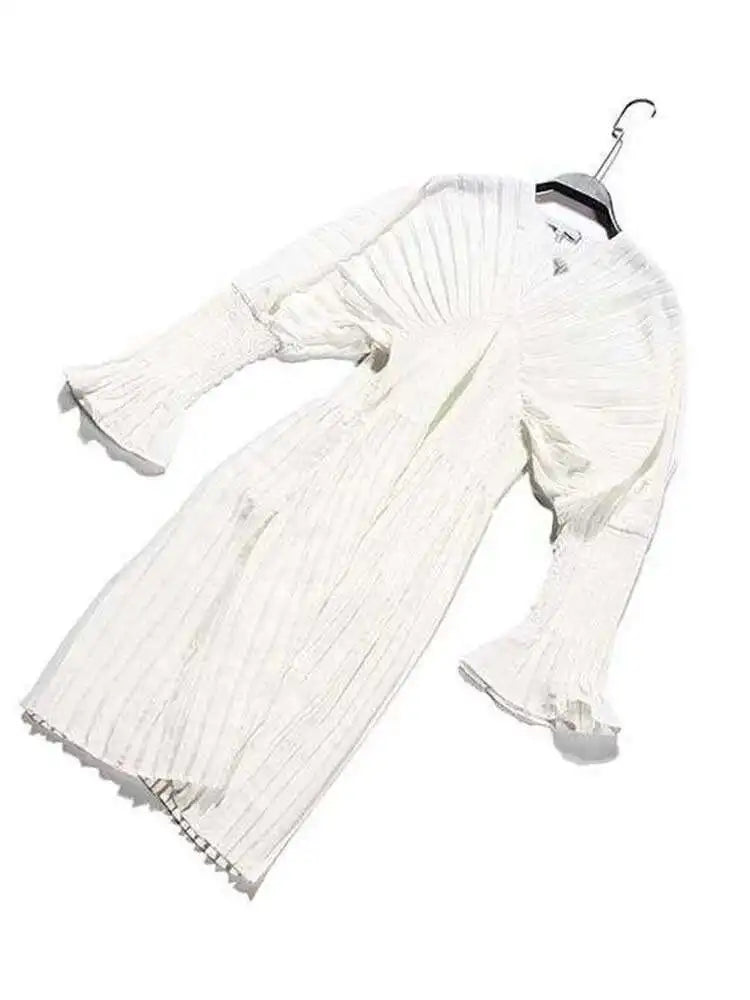 Women White Pleated Elegant Big Size Midi Shirt Dress New V-Neck Long Flare Sleeve Fashion Tide Spring Autumn 2025 1W3260
