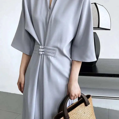 Load image into Gallery viewer, Women Black Buckle Long Elegant Dress New Round Neck Three-quarter Sleeve Loose Fit Fashion Spring Autumn 2025 1DE7880
