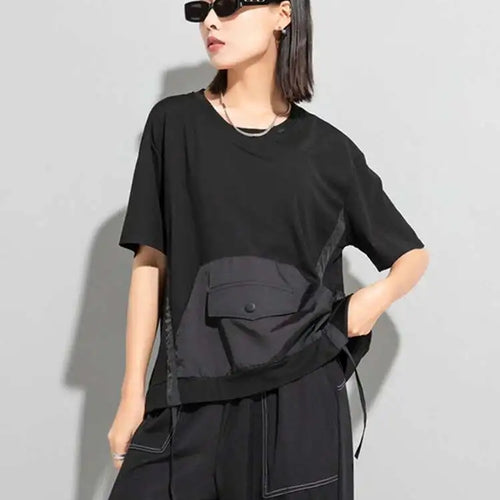 Load image into Gallery viewer, Women Red Color-block Pocket Big Size Casual  T-shirt New Round Neck Short Sleeve Fashion Tide Spring Summer 2025 1DH5953
