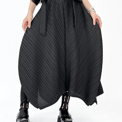 Load image into Gallery viewer, High Elastic Waist Black Pleated Irregular Shaped Bud Half-body Skirt Women Fashion Tide New Spring Autumn 2025 1DJ1411
