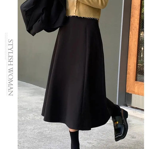 Load image into Gallery viewer, Black Woolen Long Skirt Women Autumn Winter Brown Vintage Elegant Female A Line High Waist Red Umbrella Skirt Thick Fashion
