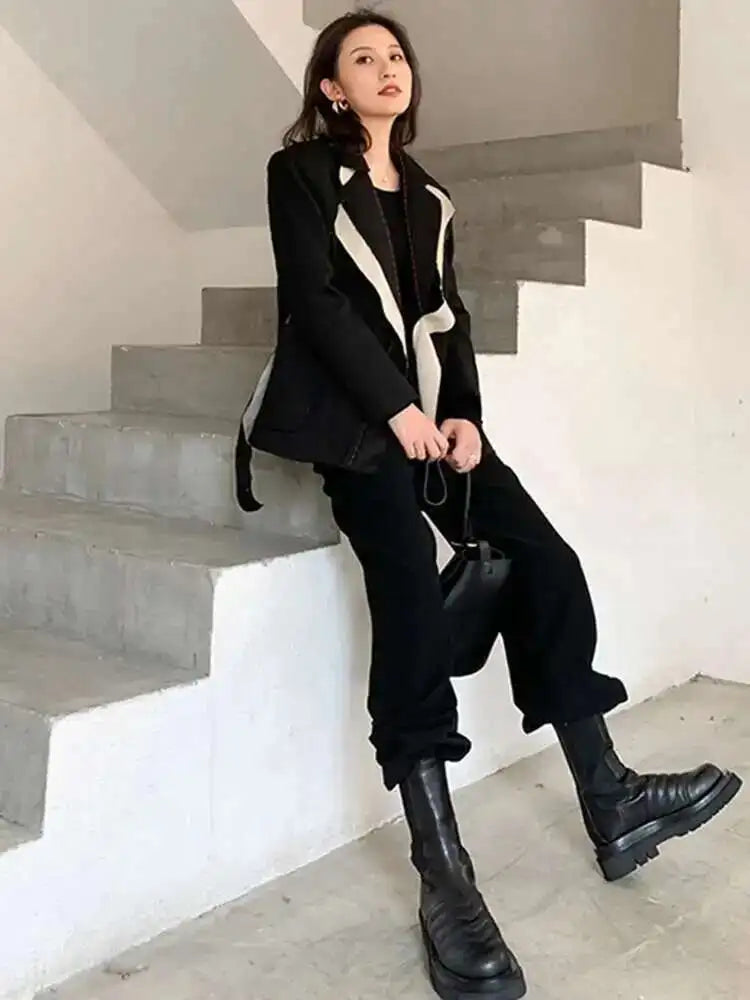 Women Black Contrast Color Burr Blazer New Lapel Long Sleeve Loose Fit  Jacket Fashion Tide Spring Autumn 2025 1W519