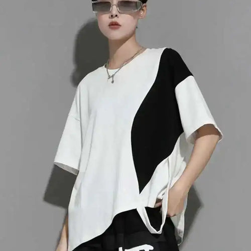 Load image into Gallery viewer, Women White Color-block Irregular Big Size T-shirt New Round Neck Half Sleeve Fashion Tide Spring Summer 2025 1DE8661
