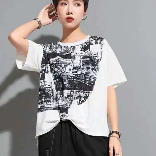 Load image into Gallery viewer, Women Black Printed Irregular Pleated Big Size T-shirt New Round Neck Short Sleeve Fashion Tide Spring Summer 2025 1DF8956
