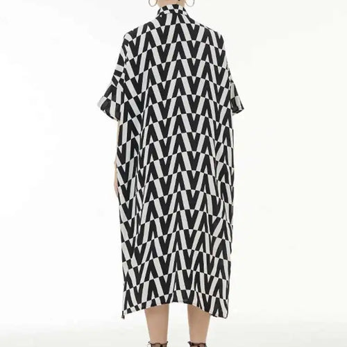 Load image into Gallery viewer, Women Black Pattern Printed Big Size Long Shirt Dress New Lapel Half Sleeve Loose Fit Fashion Spring Summer 2025 1DE9944
