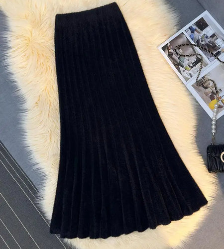 Autumn Winter Women's Black White Elegant Knitted Long Skirt Red Elastic High Waist Party Wrap Hip Pleated Fishtail Skirts 2024