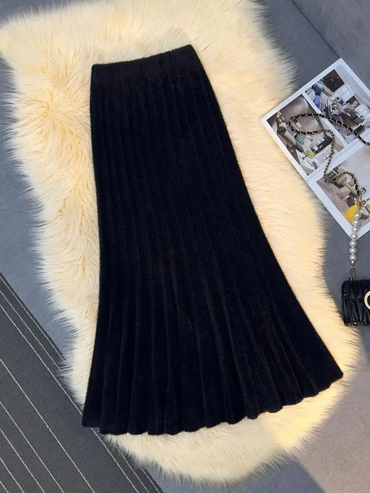Autumn Winter Women's Black White Elegant Knitted Long Skirt Red Elastic High Waist Party Wrap Hip Pleated Fishtail Skirts 2024
