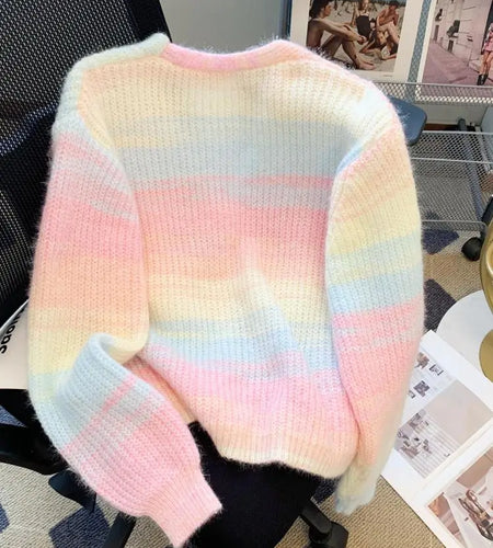 Vintage French 2024 Autumn Winter New Pink Gradient Pearl Button Sweater Women V Neck Loose Long-sleeved Cardigan Knit Tops Chic
