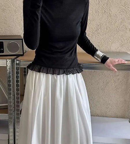 Women Black White Plain Color Ruffles Hem Thin T-shirt New Round Neck Long Sleeve Fashion Tide Spring Autumn 2025 1DJ0815