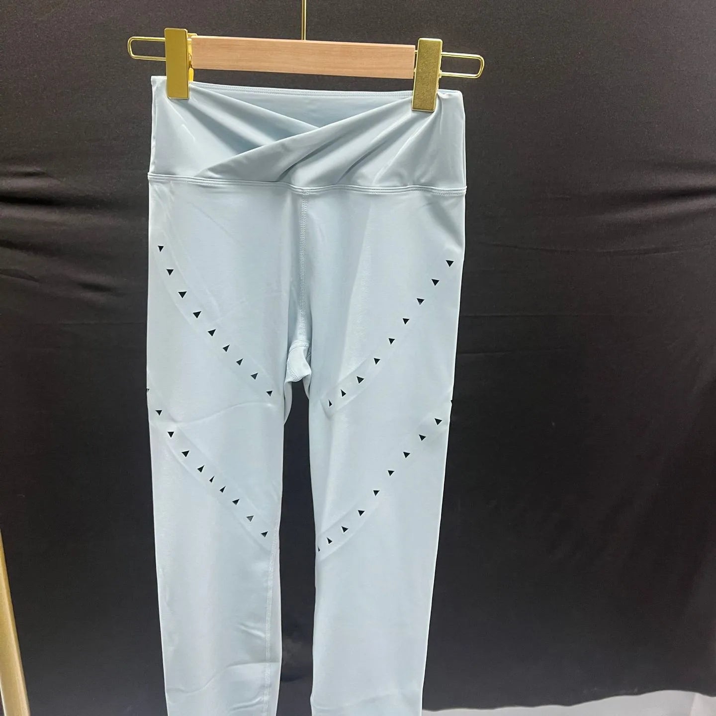 Slim Fit Yoga Pants Triangle Hole High Waist Pilates Training Breathable Quick-Drying Leggings Workout