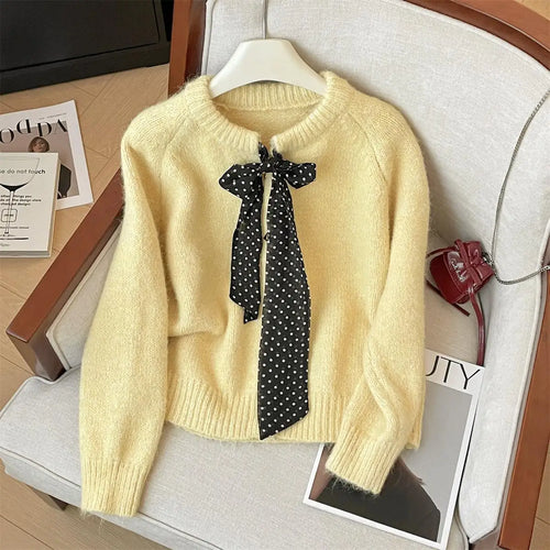 Load image into Gallery viewer, French Vintage Autumn Winter Beige Red Elegant Short Sweater Women's 2024 New Yellow Round Neck Bow Long Sleeved Knitted Tops
