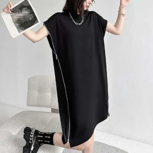 Load image into Gallery viewer, Women Black Zipper Big Size Casual Dress New Round Neck Short Sleeve Loose Fit Fashion Tide Spring Summer 2025 1DF7865
