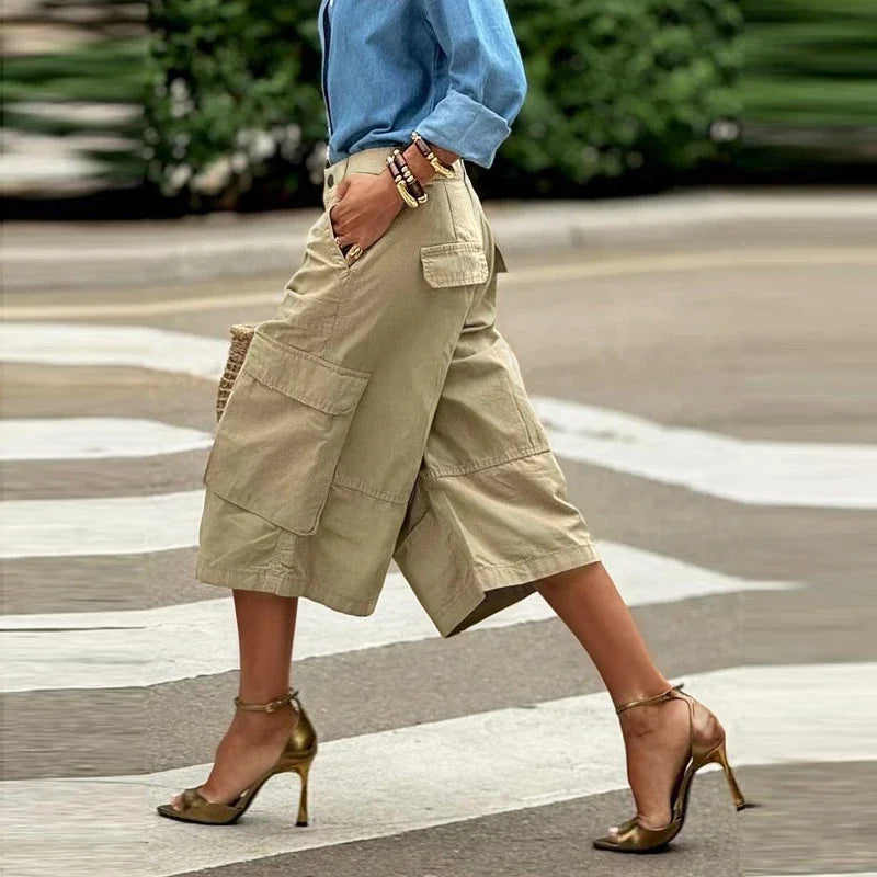 Summer Woman Wide Leg Capris Pants with Pockets New Trendy Split-joint Buttoned Loose Cropped Cargo Pants Female