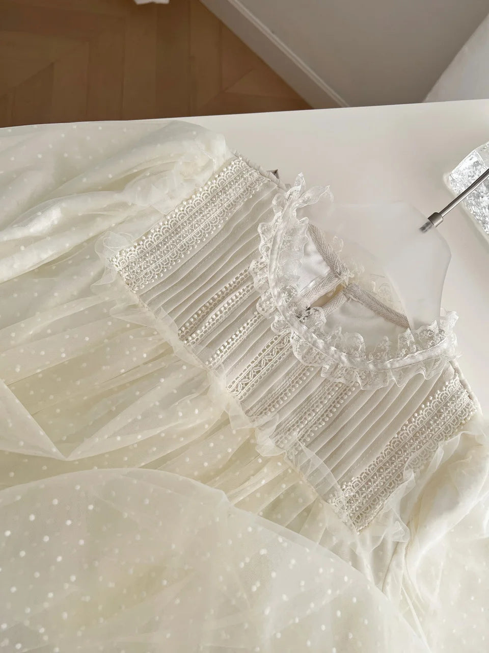 French Women Beige Dot Lace Festival Pleated Shirt Chic Round Neck Long Sleeve Ladies Versatile Princess Tops Spring Autumn 2025