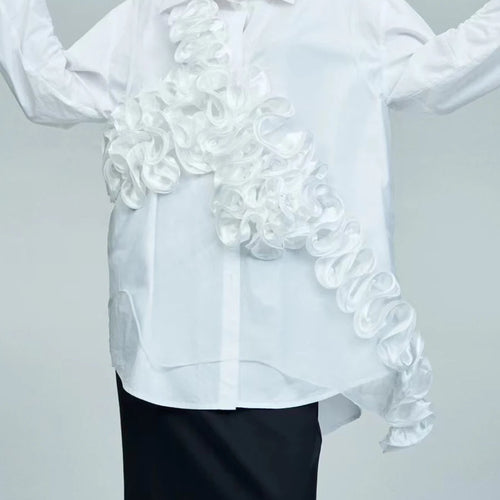 Load image into Gallery viewer, Solid Spliced Appliques Slimming T Shirts For Women V Neck Sleeveless Minimalist Elegant T Shirt Female Clothes New
