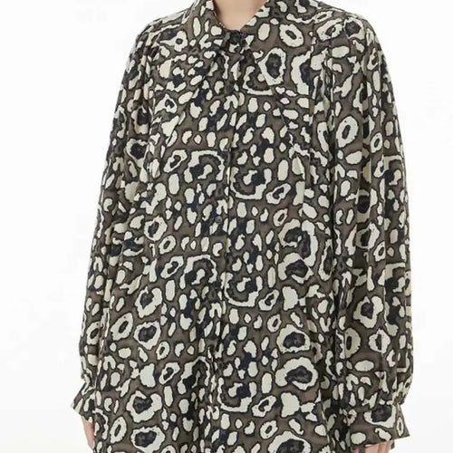 Load image into Gallery viewer, Women Black Big Size Leopard Print Blouse New Lapel Long Sleeve Loose Fit Shirt Fashion Tide Spring Autumn 2025 1DF5143
