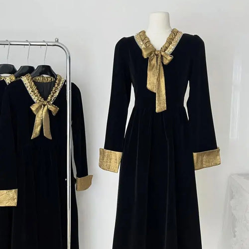 Load image into Gallery viewer, French Fashion Retro Women Black Velvet Patchwork V-neck Bow Slim Dress Autumn Winter Long Sleeved High Waist Pleated Dress Chic
