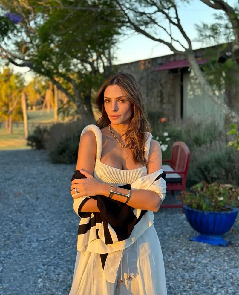 Backless Knit Sweater Crop Tops For Women Vest Fashion Spaghetti Strap Sleeveless Knitted Tank Tops Ladies Camis Tops