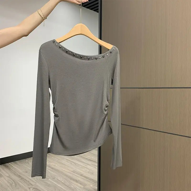 Black T Shirt Women Clothing Off Shoulder Tunic Rivet Slash Neck Tshirts Y2k Tops 2024 Ropa Mujer Korean Tees Chic Sexy T-shirts