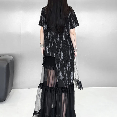 Load image into Gallery viewer, Women Black Grid Irregular Hem Big Size T-shirt New Round Neck Short Sleeve Fashion Tide Spring Summer 2025 1DJ1643
