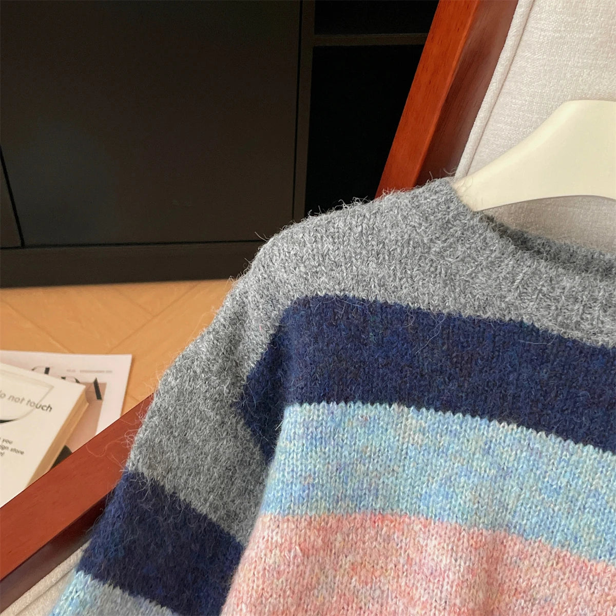 Korean Vintage Women's Rainbow Striped Round Neck Short Sweater Autumn Winter 2024 New Elegant Long Sleeved Knitted Pullover Top