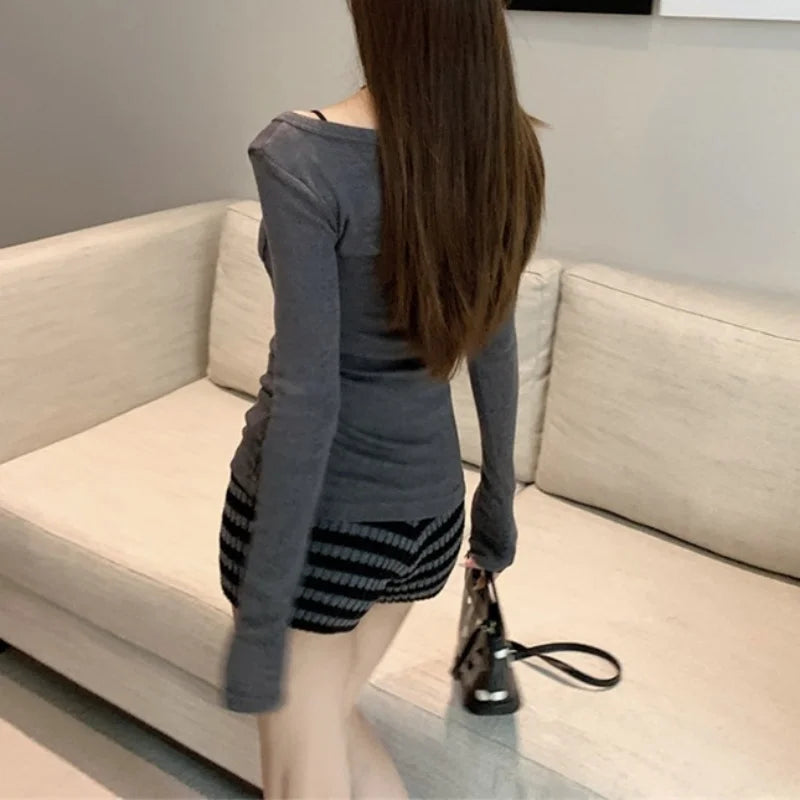 y2k Tops for Women Solid Color Buttons V Neck Slim Fit Long Sleeve T Shirts with Pockets 2000s Clothing Streetwear