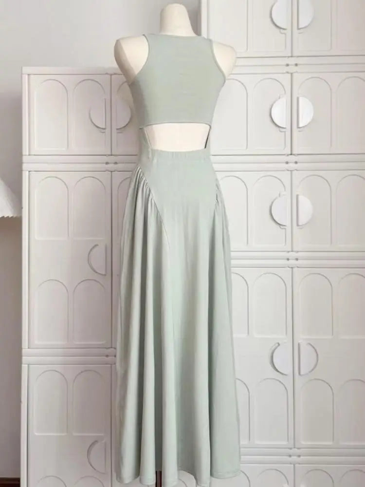 Summer Green Elegant Sleeveless Hollow Out Slim Pleated Long Dress Women's New Round Neck High Waist Vacation Vest Dress Fashion