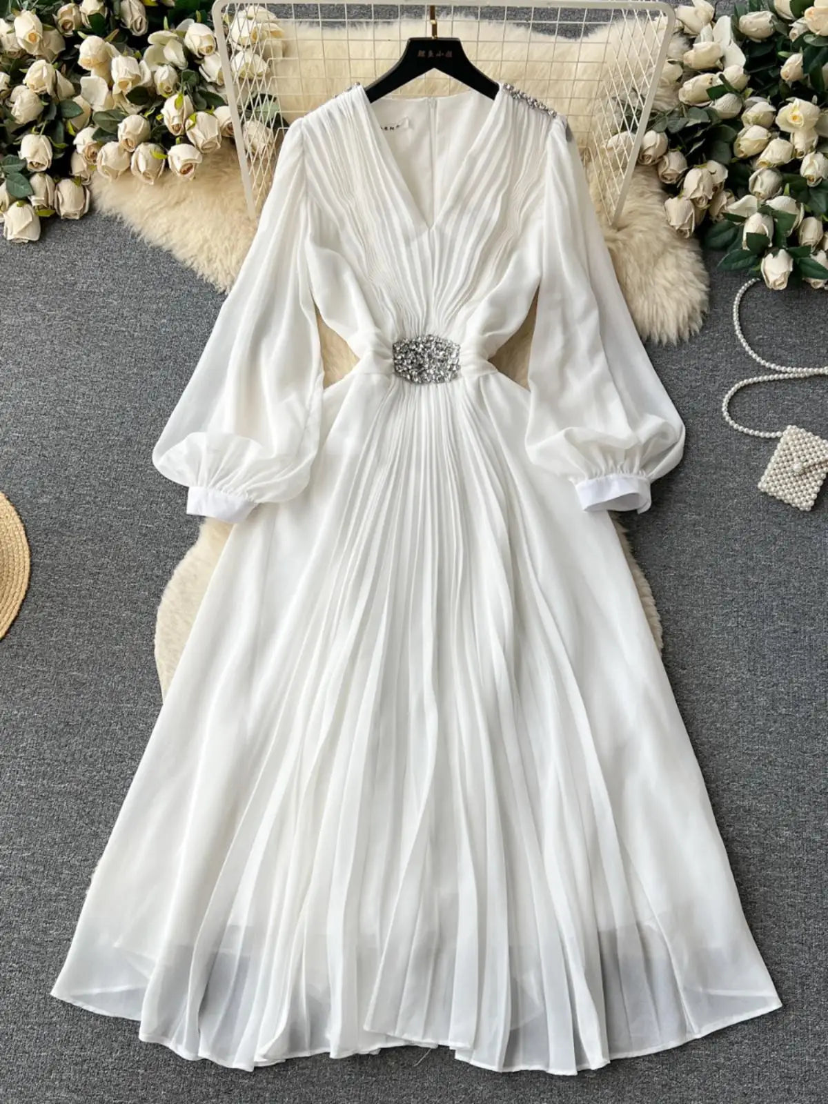 French Women Solid V Neck Diamond Elegant High Waist Pleated Dresses Autumn Winter Slim Long Sleeve Holiday Dress Ladies Popular