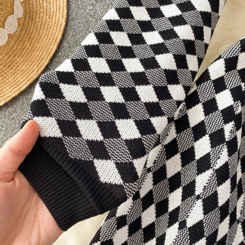 Load image into Gallery viewer, Korean Style Plaid Dress O Neck Button Long Sleeves 2023 Autumn Female Fashion Chic Sweet Knitted A Line Sweater Dress Winter
