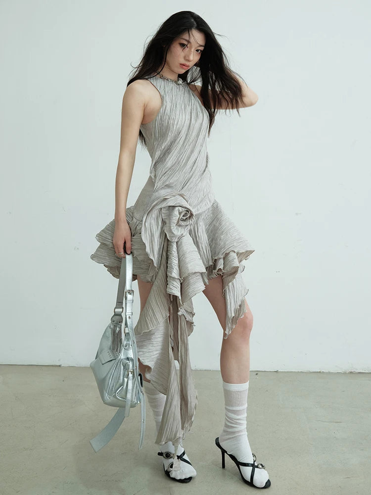 Women Gray Three-dimensional Flower Ruffles Mini Dress New Round Neck Sleeveless Fashion Tide Spring Summer 2025  1DJ0678