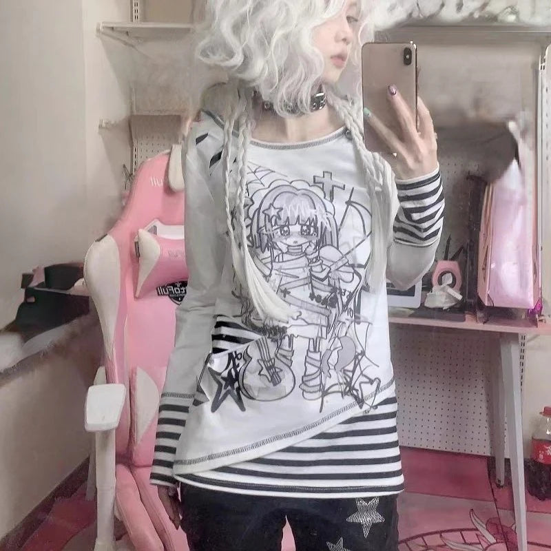 Japanese Harajuku Cartoon Print Tshirts Women Fashion Kawaii Y2k Aesthetic Patchwork Stripe Tees New Sweet Slim Fit T-Shirt Tops