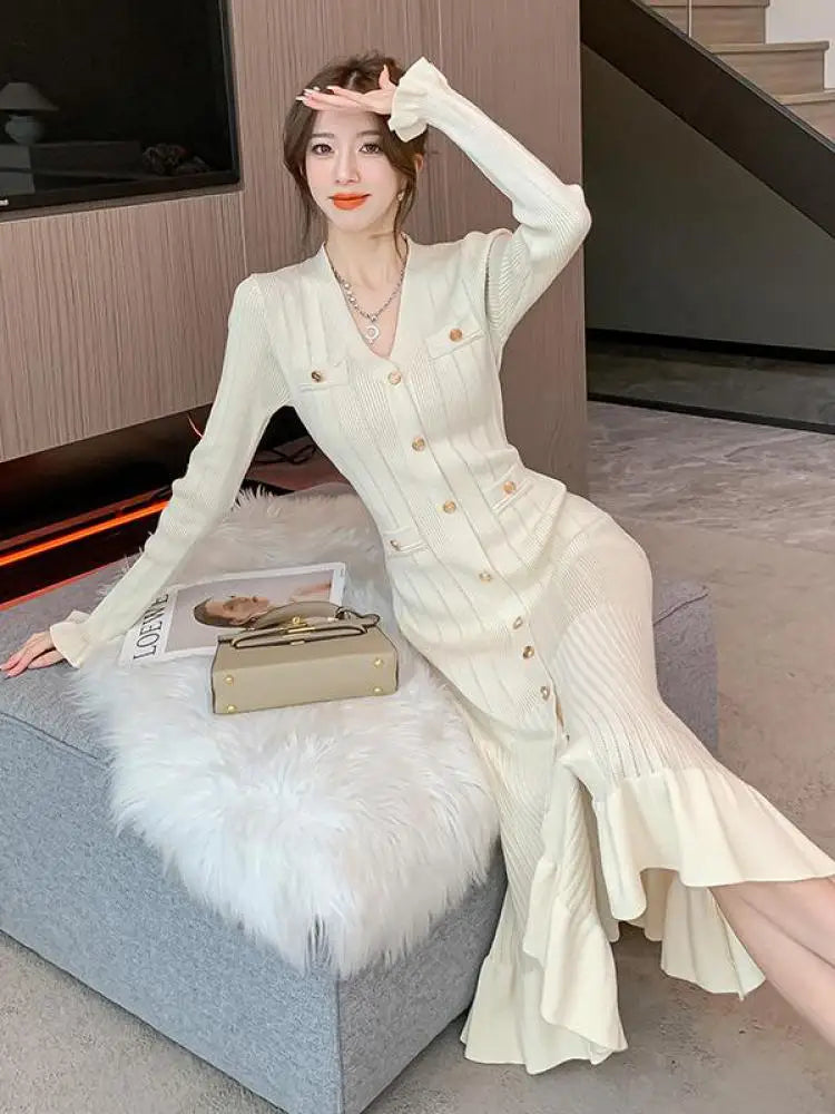 Autumn French Solid V-neck Elegant Ruffles Knit Dress Women Slim Long Sleeve Single Breast Fishtail Dress 2024 New Fashion Trend