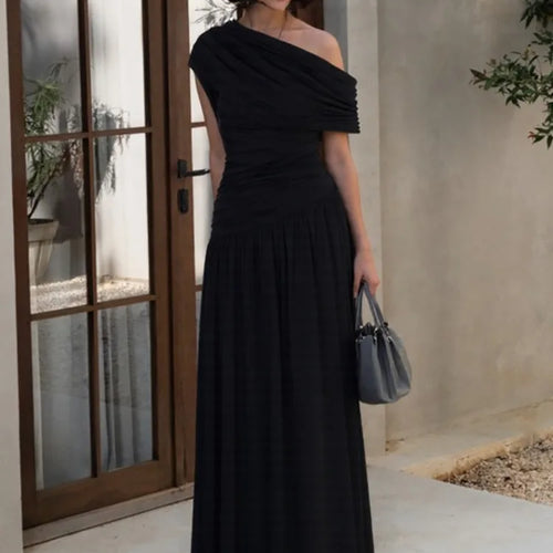 Load image into Gallery viewer, Incline Shoulder Backless Sexy Maxi Dress Women Summer New Fashion Sleeveless Pleated Ruched Club Party Long Dress
