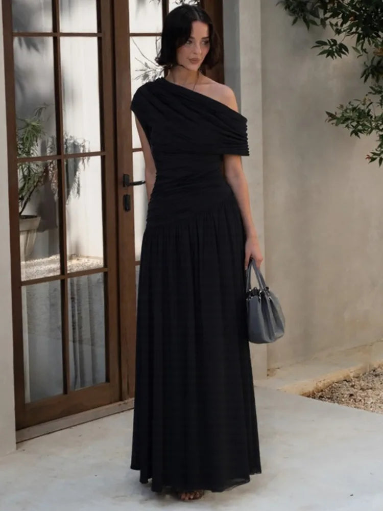 Incline Shoulder Backless Sexy Maxi Dress Women Summer New Fashion Sleeveless Pleated Ruched Club Party Long Dress