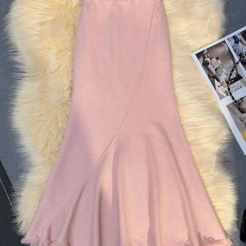 Load image into Gallery viewer, Korean Version Black Beige Tassel Elegant Knit Pleated Long Skirt Women Autumn Winter Pink High Waist Wrap Hip Fishtail Skirts
